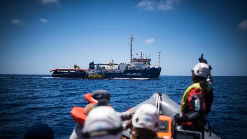Colpi di mitra da parte dei libici contro la SeaWatch5 dopo un intervento di salvataggio. L'ong: "Ci hanno fatto fuoco". 3