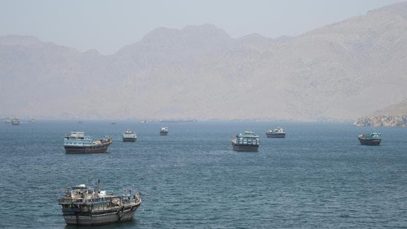 Controversia riguardo alle navi italiane nello Stretto di Hormuz: “È necessario un voto per la loro partenza” 2