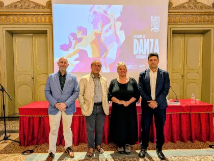 Ferrara riacquista il titolo di capitale della danza contemporanea: il Festival 2026 si diffonde tra teatri e aree urbane. 2
