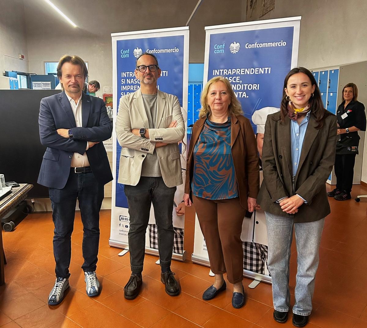Formazione imprenditoriale: la competizione nel settore della ristorazione si svolge attraverso un hackathon. 1