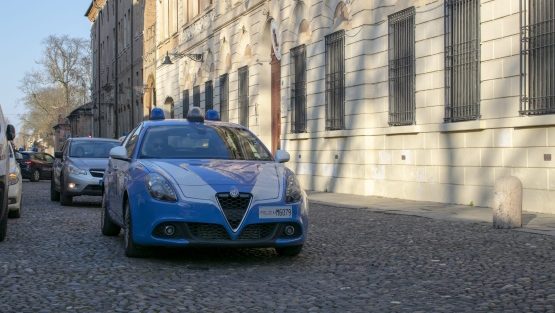 Furto tentato in un centro commerciale, un giovane denunciato. 1
