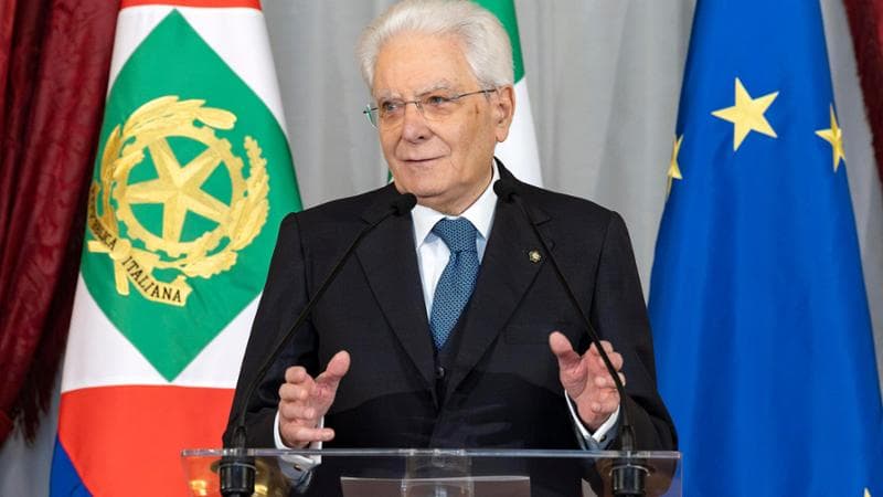 Mattarella avverte: “La curva è pericolosa”. Crosetto: potenziare Unifil. 2
