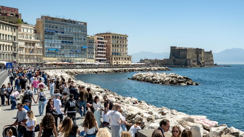 "Napoli, la città dell'anima: il canto di Partenope riposa nel suo cuore" 3