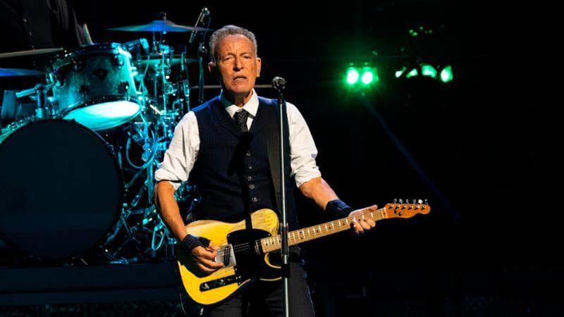 Nessun re, ma un unico leader: Springsteen esprime il disagio dell'America. 2