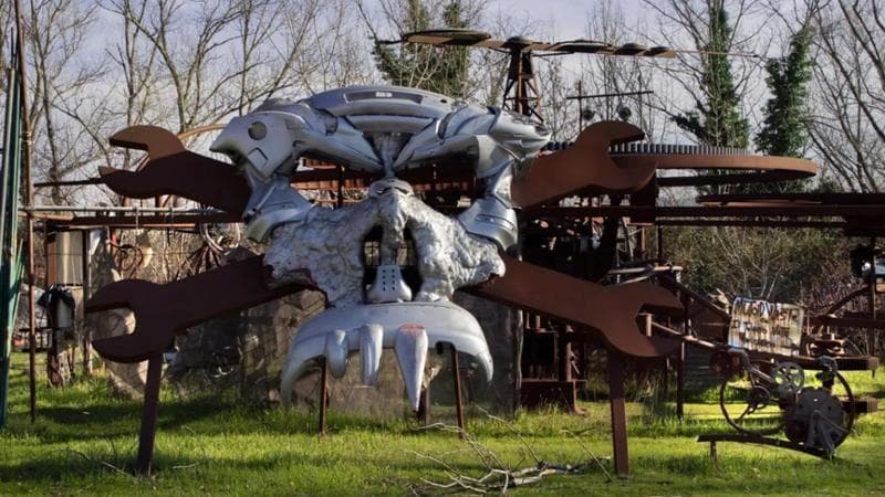 Quale futuro attende Mutonia? In pericolo l'utopia artistica punk di Sant'Arcangelo di Romagna. 2