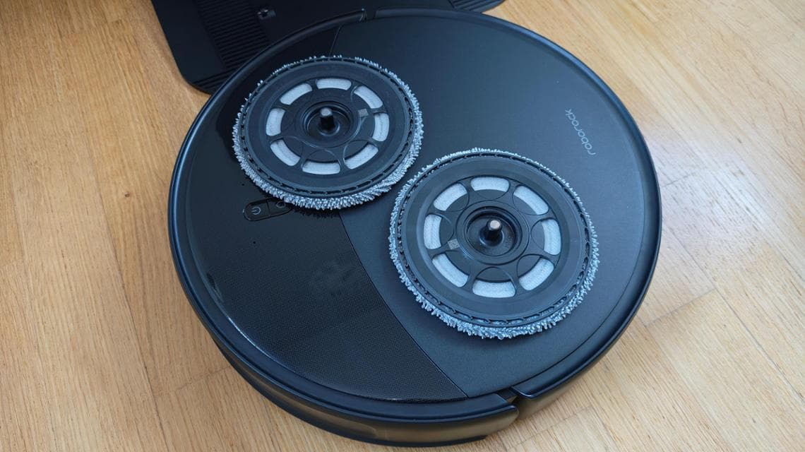 Roborock Saros 20, testato: supera gli ostacoli, forte capacità di aspirazione. 13
