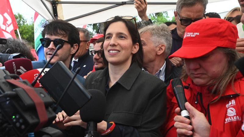Schlein: “Meloni ha deluso, l'Italia è diventata più povera. Con noi il salario minimo” 2