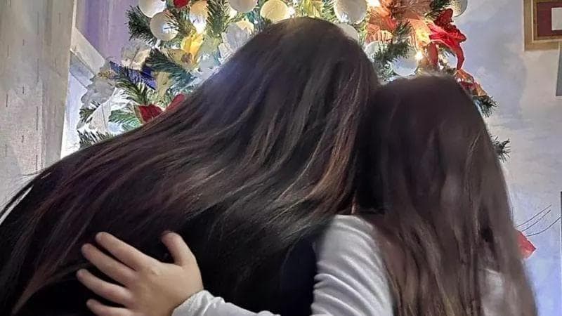 Stella restituita al padre dalle forze dell'ordine. Centinaia di firme contro il prelievo obbligatorio dei minori. 2