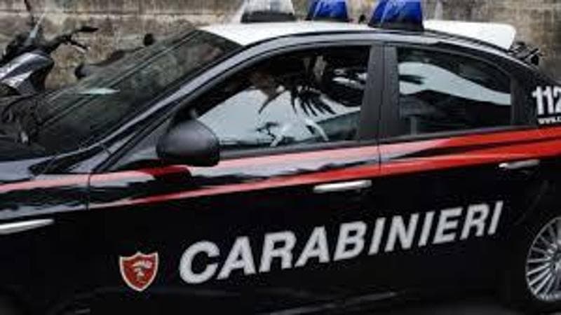 Terni, aggredisce la moglie con un martello sull’autobus, era sottoposto a sorveglianza con braccialetto elettronico. 2