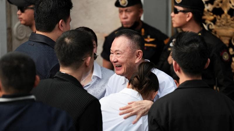 Thailandia, l'ex primo ministro miliardario Shinawatra viene rilasciato dal carcere. 2