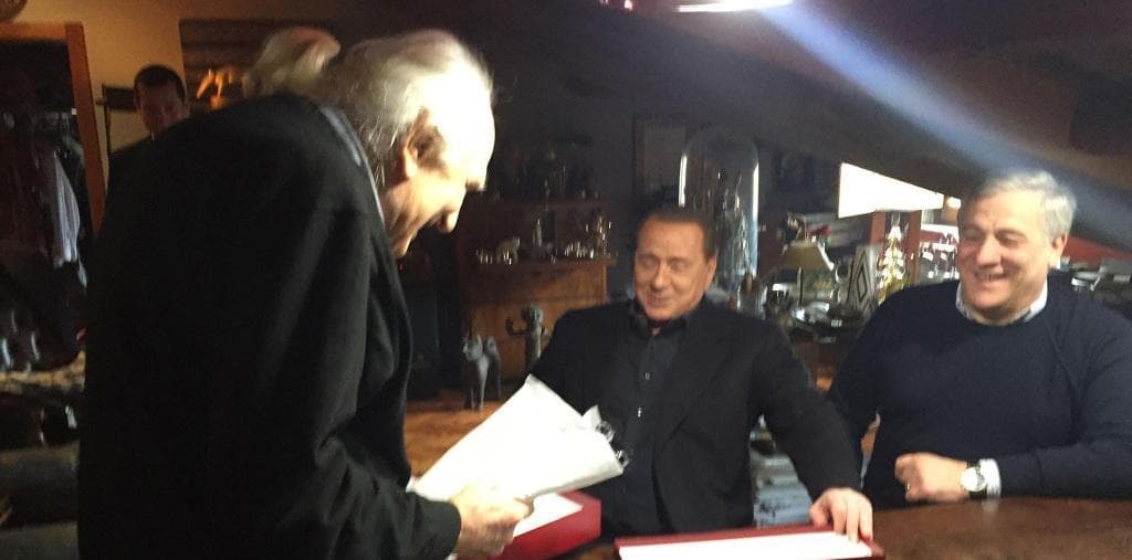 Un busto in onore di Pannella alla Camera a dieci anni dalla sua scomparsa, Forza Italia sorprende i partner di coalizione. 3