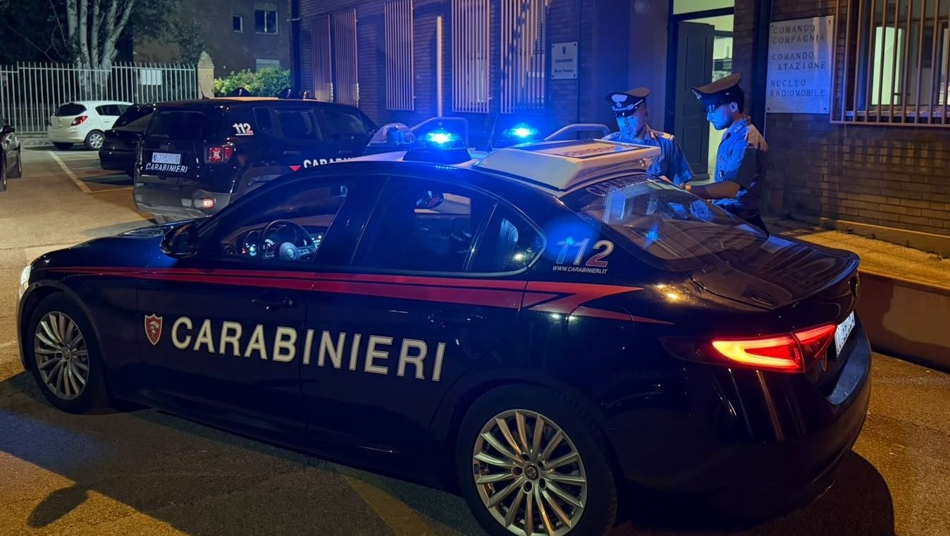Arrestata una 38enne per aver contattato il 112 dalla residenza da cui era stata allontanata. 1