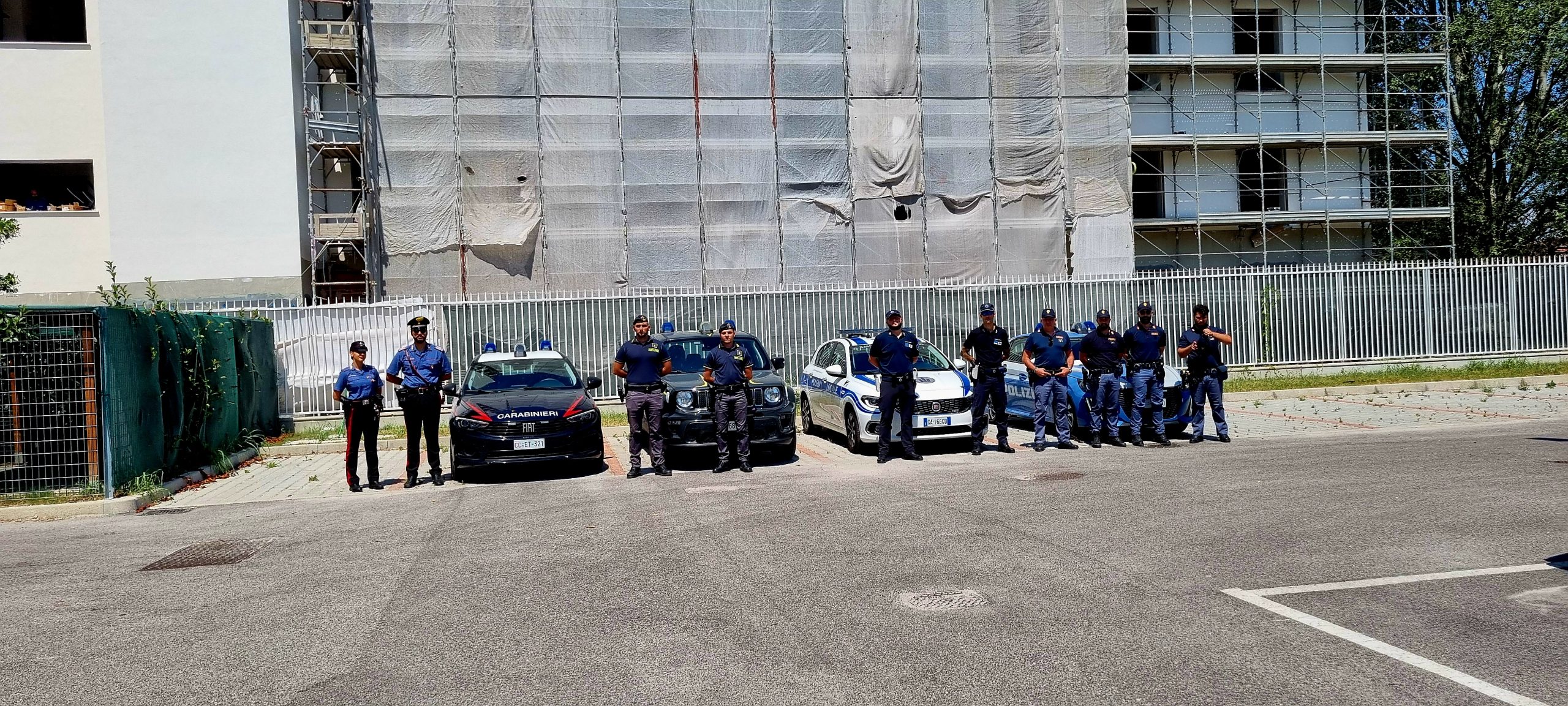 Controlli congiunti delle forze dell'ordine in città: denunciati due cittadini stranieri senza permesso di soggiorno. 1