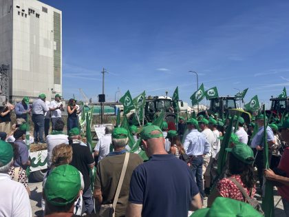 Crollo dei prezzi del grano: manifestazione al Porto di Ravenna con la partecipazione di Ferrara. 3