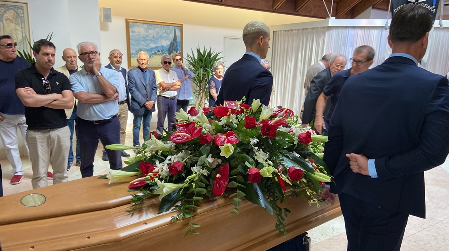 Funerali di Soffritti. La giornata di lutto per il Duca Rosso. Funerali di Soffritti. La giornata di lutto per il Duca Rosso. 18