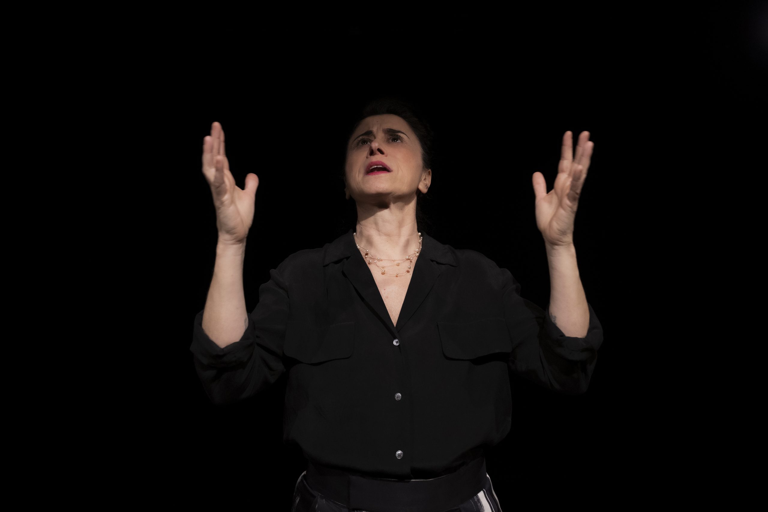 Il Bonsai Festival si avvicina al culmine: Beatrice Schiros apre l'ultima settimana con teatro, danza e performance. 1