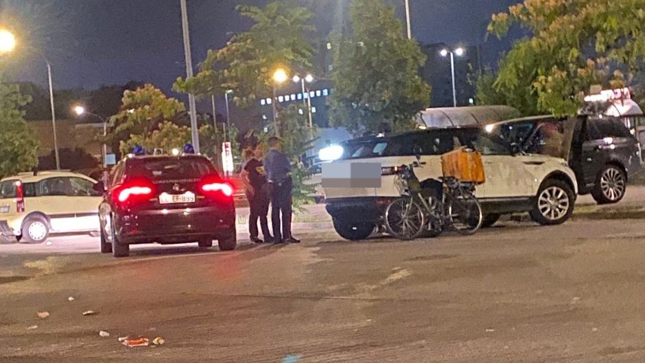 Incontro con l'ex compagna sfocia in una rissa nel parcheggio. I carabinieri avviano le indagini. 1