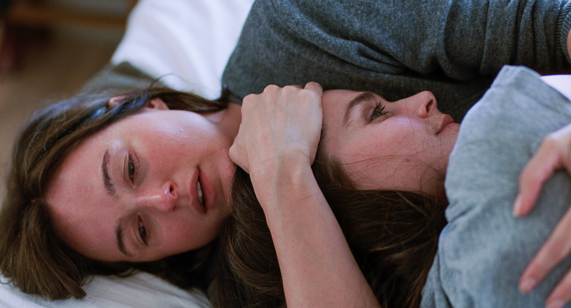 Joachim Trier presenta "Sentimental Value" all'Arena, vincitore del Grand Prix a Cannes e candidato agli Oscar 2026. 1
