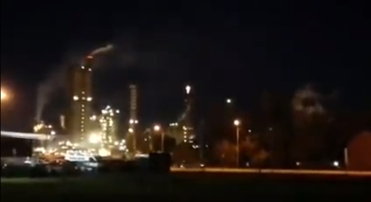 La Regione contatta i ministri italiani e la Commissione Europea per tutelare il settore petrolchimico. 1