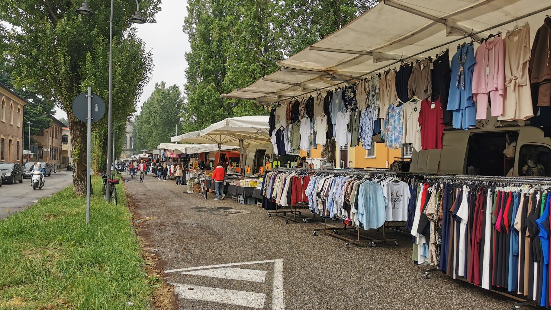 Mercato in movimento lunedì, riduzioni del fatturato fino all'80% 1