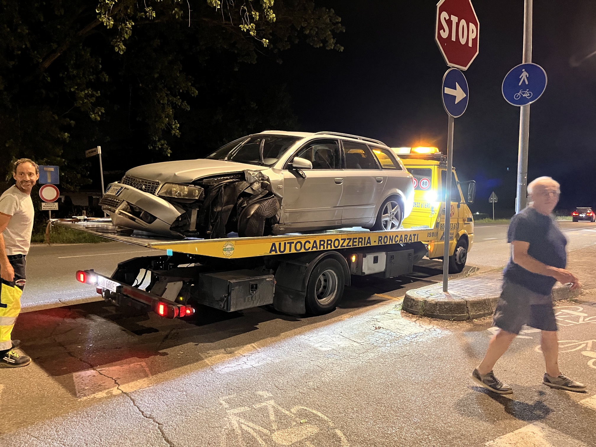 Sinistro stradale in via Modena, coinvolte quattro vetture 1