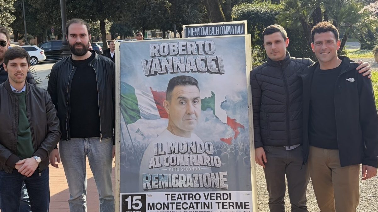 Tre rappresentanti di Ferrara all'Assemblea Costituente di Futuro Nazionale. 1