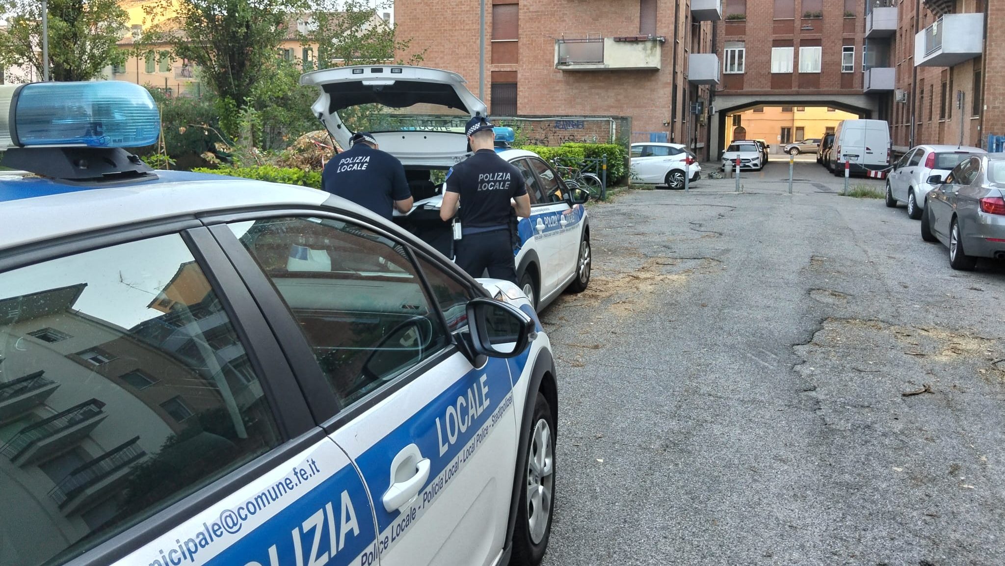 Tre senzatetto ricevono un Daspo urbano di quarantotto ore per aver dormito nel parco. 1