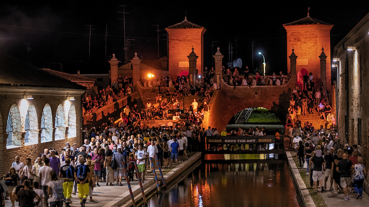 Anteprima dei buskers a Comacchio il 23 agosto 1