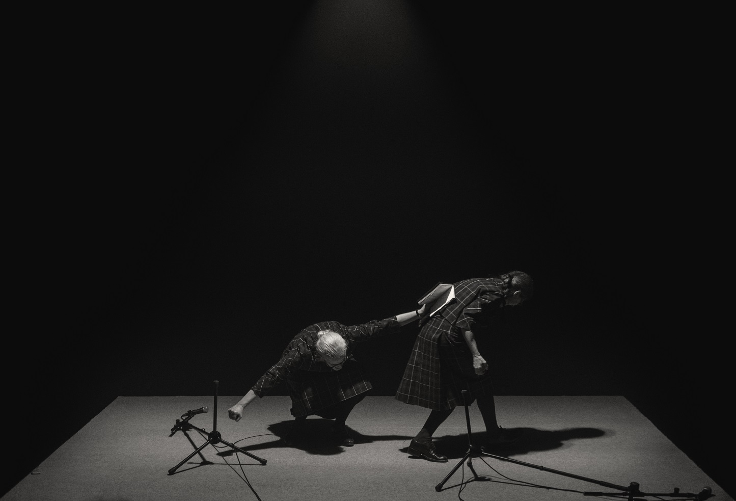 “Cosa ti porta qui?”: all’ex Teatro Verdi il dialogo si trasforma in performance teatrale 1