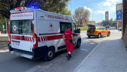 Donna travolta sulle strisce pedonali in via San Maurelio: coinvolto anche il cane. 2
