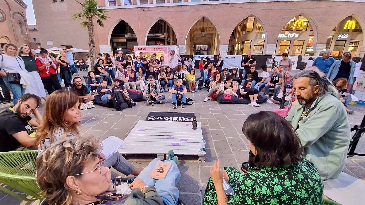 Grisù 451 e i Buskers, narrazioni che richiamano l'Oriente 1