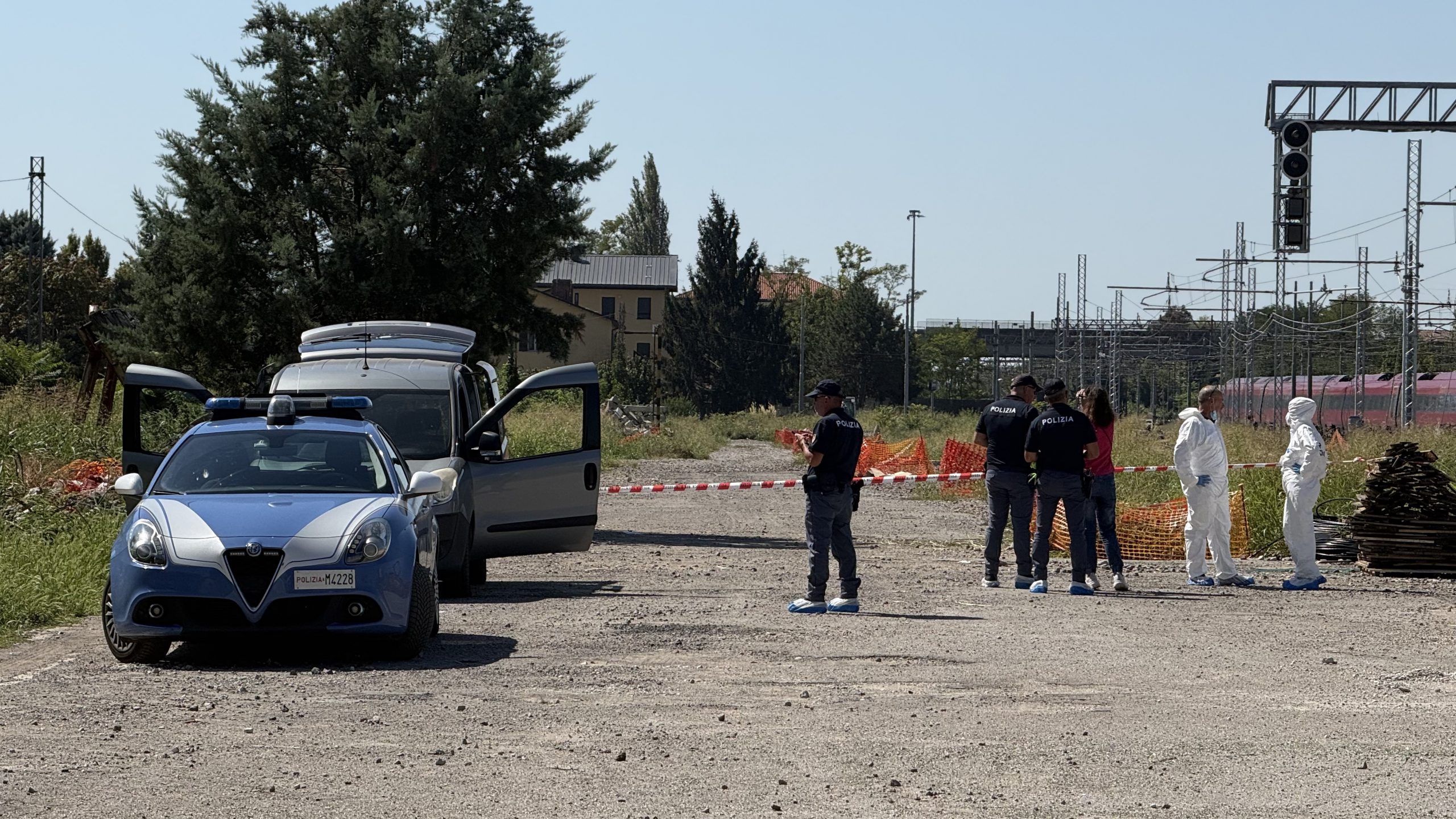 Corpo di giovane donna trovato alla stazione di Ferrara: in corso le indagini 1