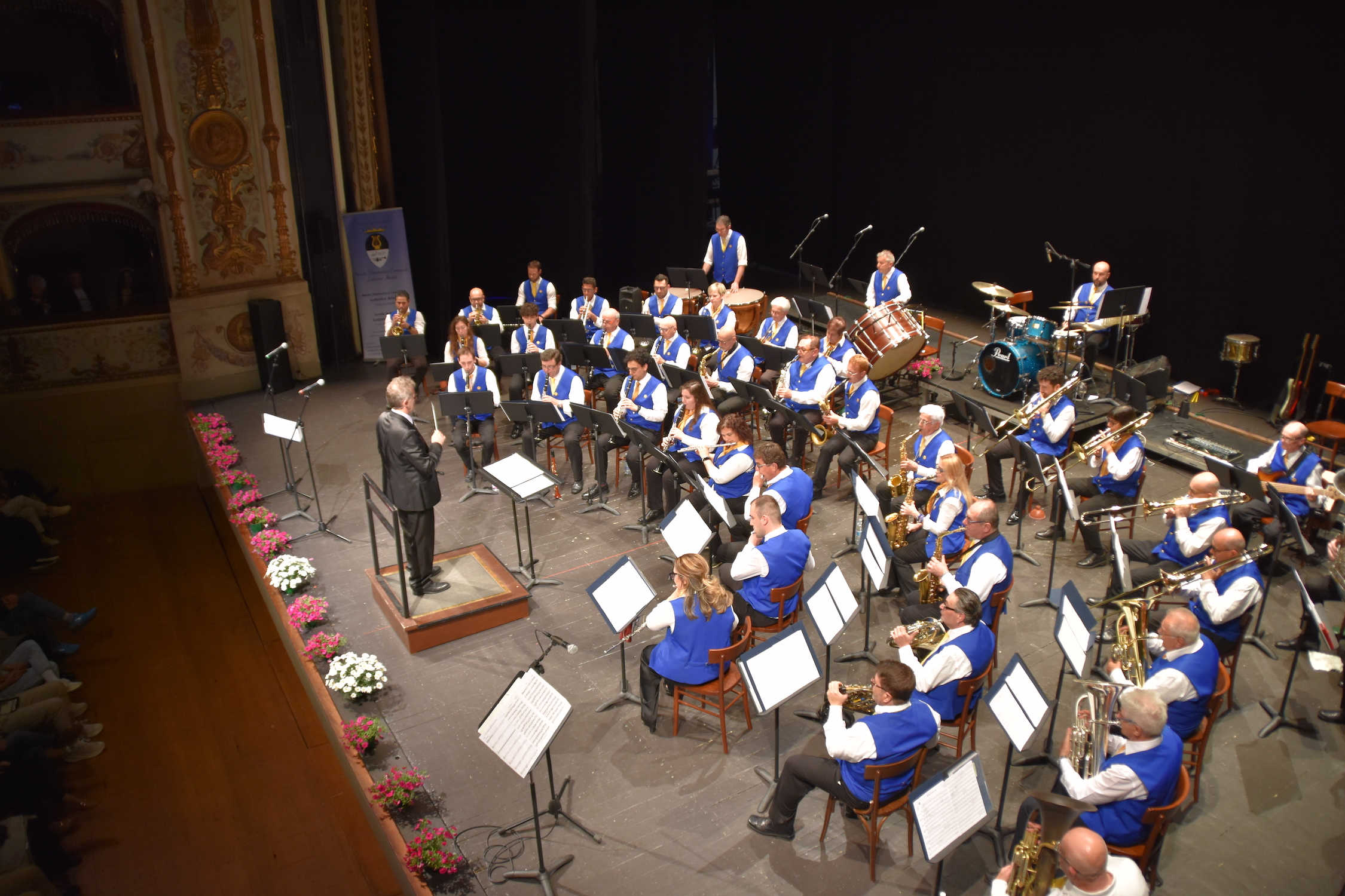 La bacchetta passa, la musica continua: addio al M° Caleffi, arriva Bonora alla Banda Filarmonica di Ferrara 1