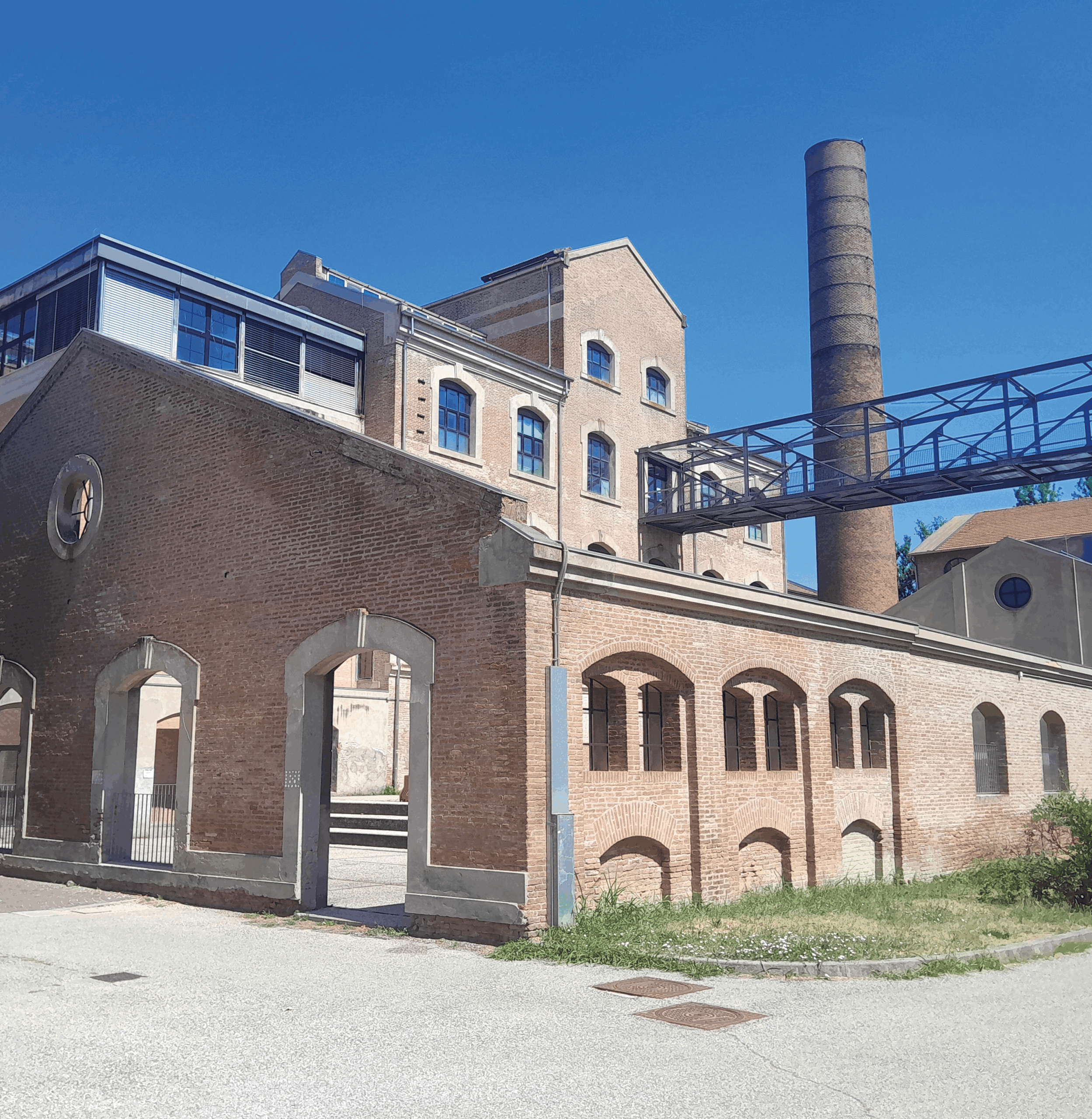 Teatro al Polo: la scienza conquista il palco con tre spettacoli al Polo Scientifico di Ferrara 1