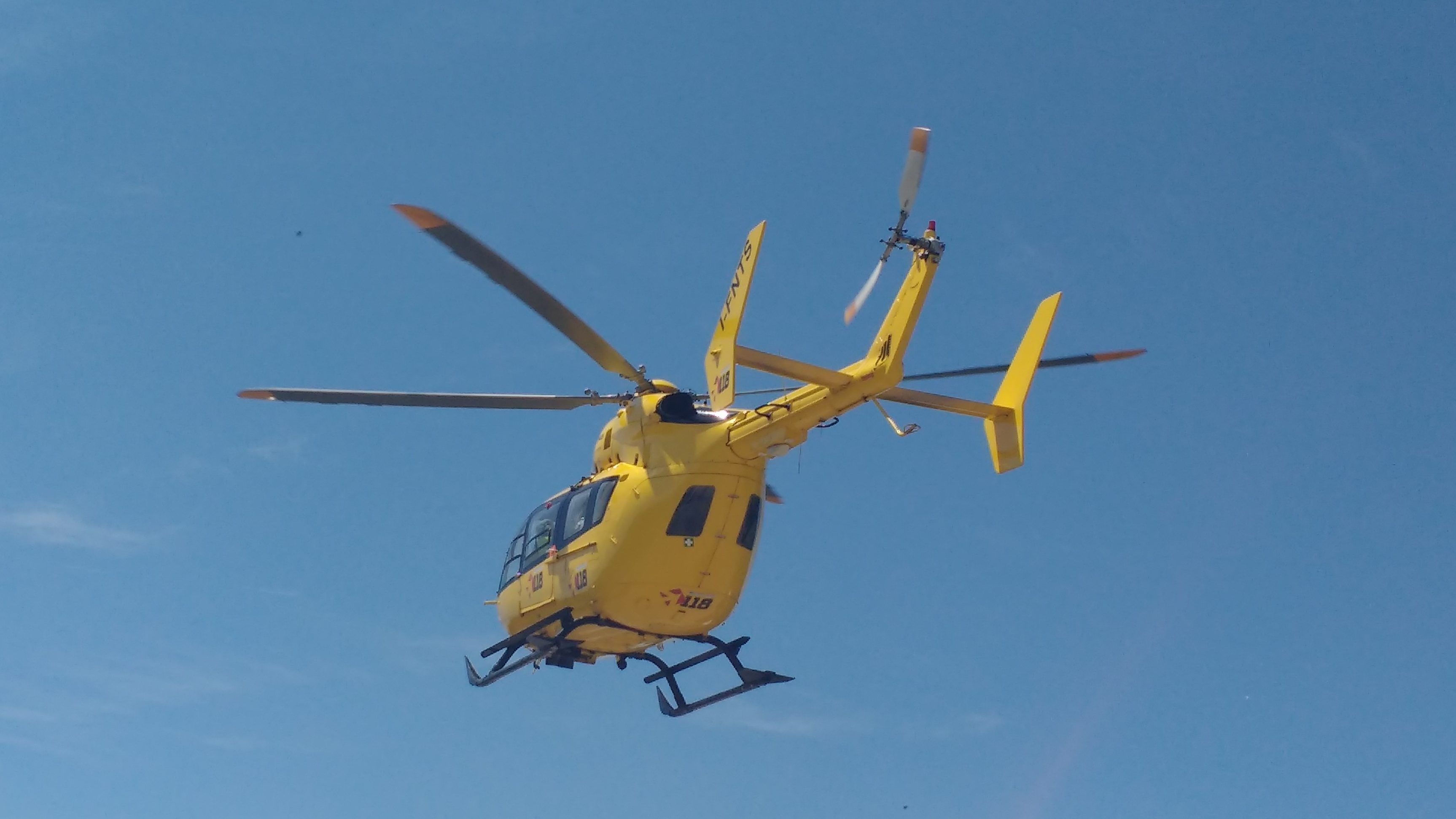 Trauma alla caviglia sul Piz Boé, soccorso un 52enne ferrarese Trauma alla caviglia sul Piz Boé, soccorso un 52enne ferrarese 1