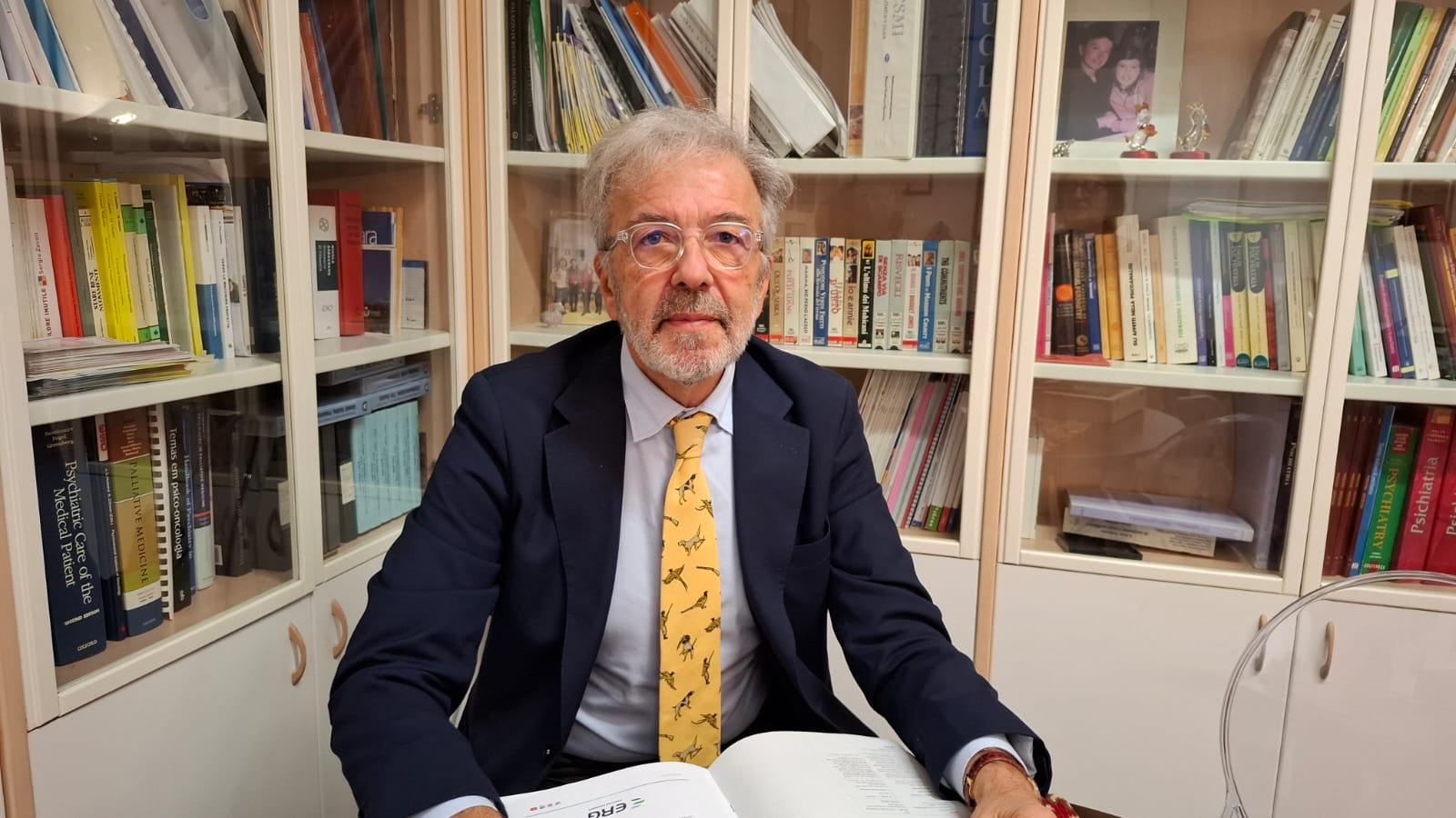 Distinti ricordi e oltre, il romanzo d'esordio del ferrarese Luigi Grassi Distinti ricordi e oltre, il romanzo d'esordio di Luigi Grassi 1