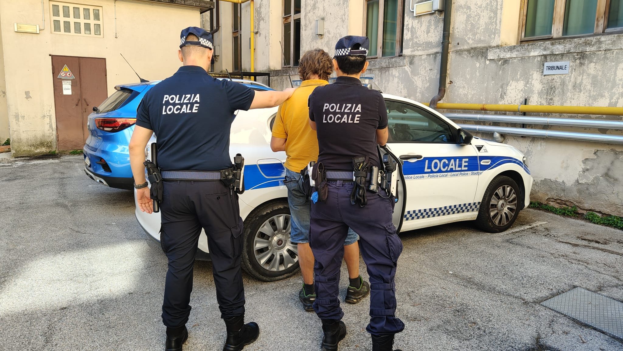 Investe un agente della Polizia Locale e fugge, arrestato 59enne Investe un agente della Polizia Locale e fugge: arrestato 59enne 1