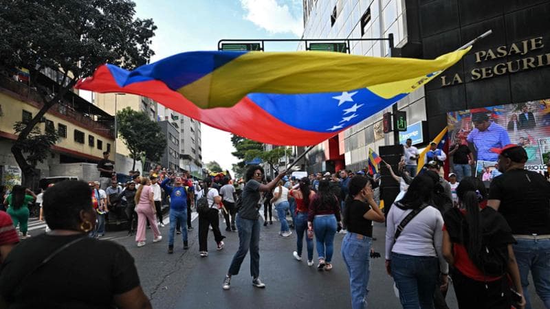 A Caracas la vita sospesa tra paura, file e blackout. E l’opposizione non festeggia 1