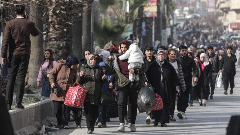 Battaglia ad Aleppo tra curdi ed esercito di al Sharaa. L’Onu: “Trentamila civili in fuga” 1