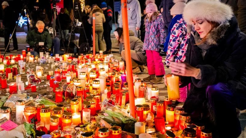 Crans-Montana, licenze e mancati controlli ora l’inchiesta si allarga: “I responsabili sono tanti” 1