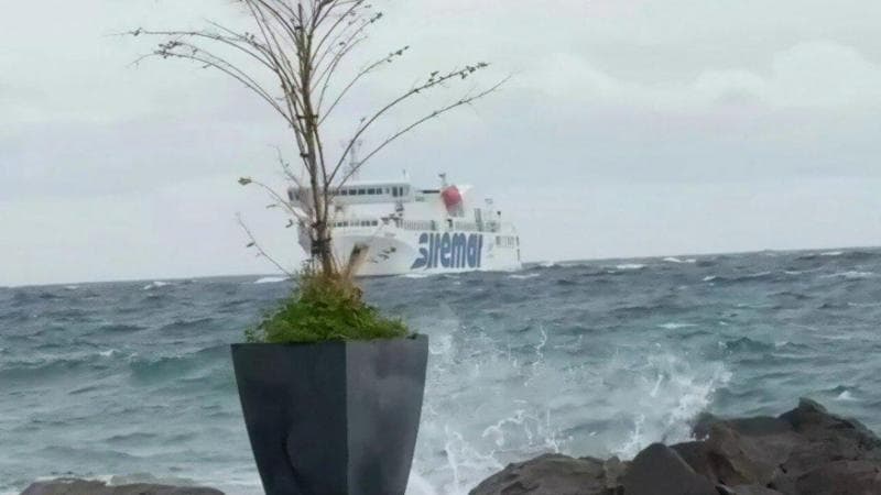 Previsioni meteo, allerta rossa su Isole maggiori e Calabria per nubifragi e mareggiate 1