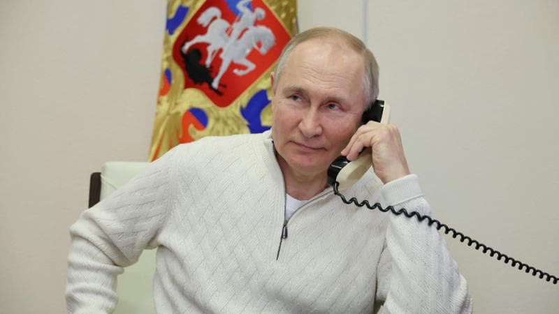 Putin non si piega e detta al telefono a Trump i termini dell’intesa sull’Ucraina 1